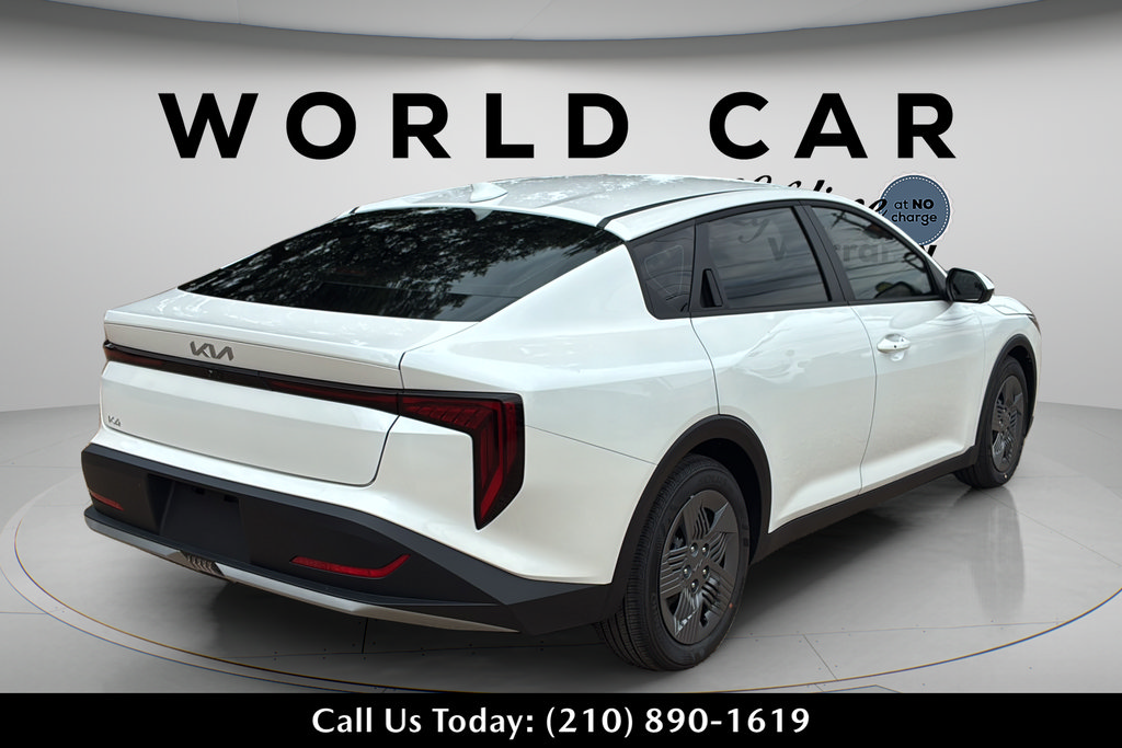 New 2026 Kia K4 FWD image 17