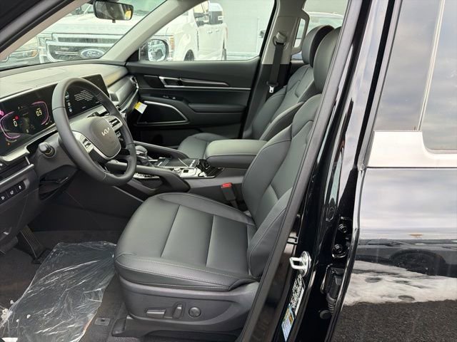 New 2025 Kia Telluride S image 8
