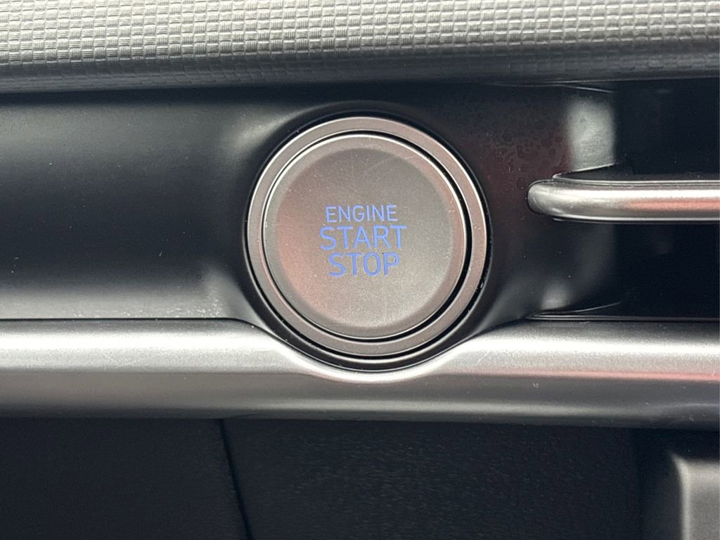 Certified 2025 Hyundai Tucson SE image 30