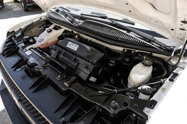 Used 2021 Chevrolet Express 3500 w/ Power Convenience Package RWD image 33