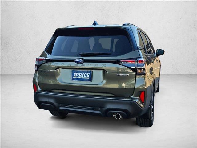 Used 2025 Subaru Forester Touring image 5