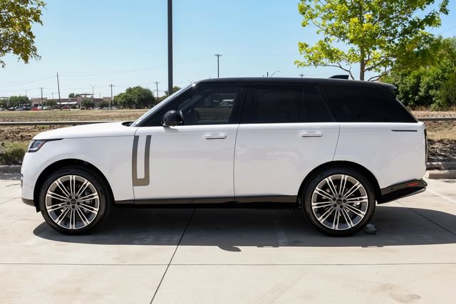 New 2026 Land Rover Range Rover SE AWD/4WD image 14