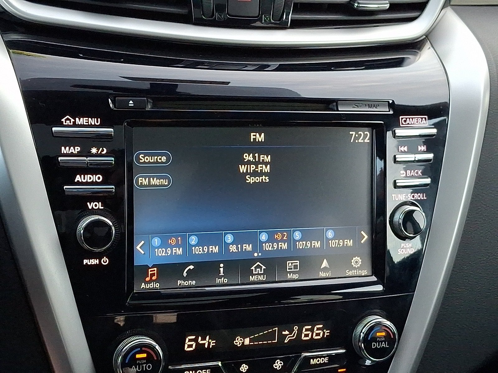 Used 2015 Nissan Murano Platinum w/ Platinum Technology Package AWD/4WD image 18