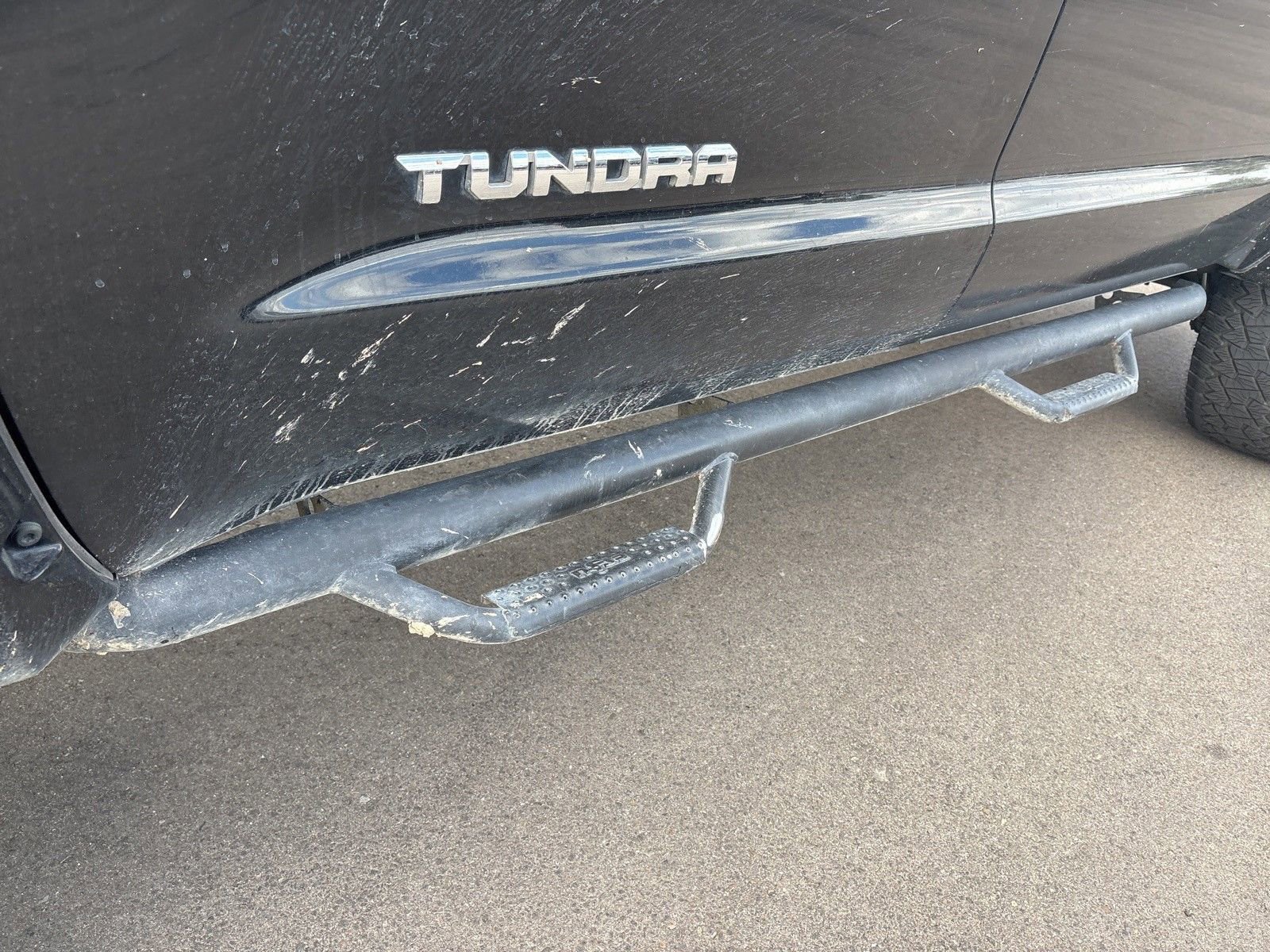 Used 2014 Toyota Tundra SR5 w/ SR5 Upgrade Package AWD/4WD image 8