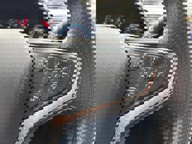 Used 2022 Chevrolet Malibu LT image 22