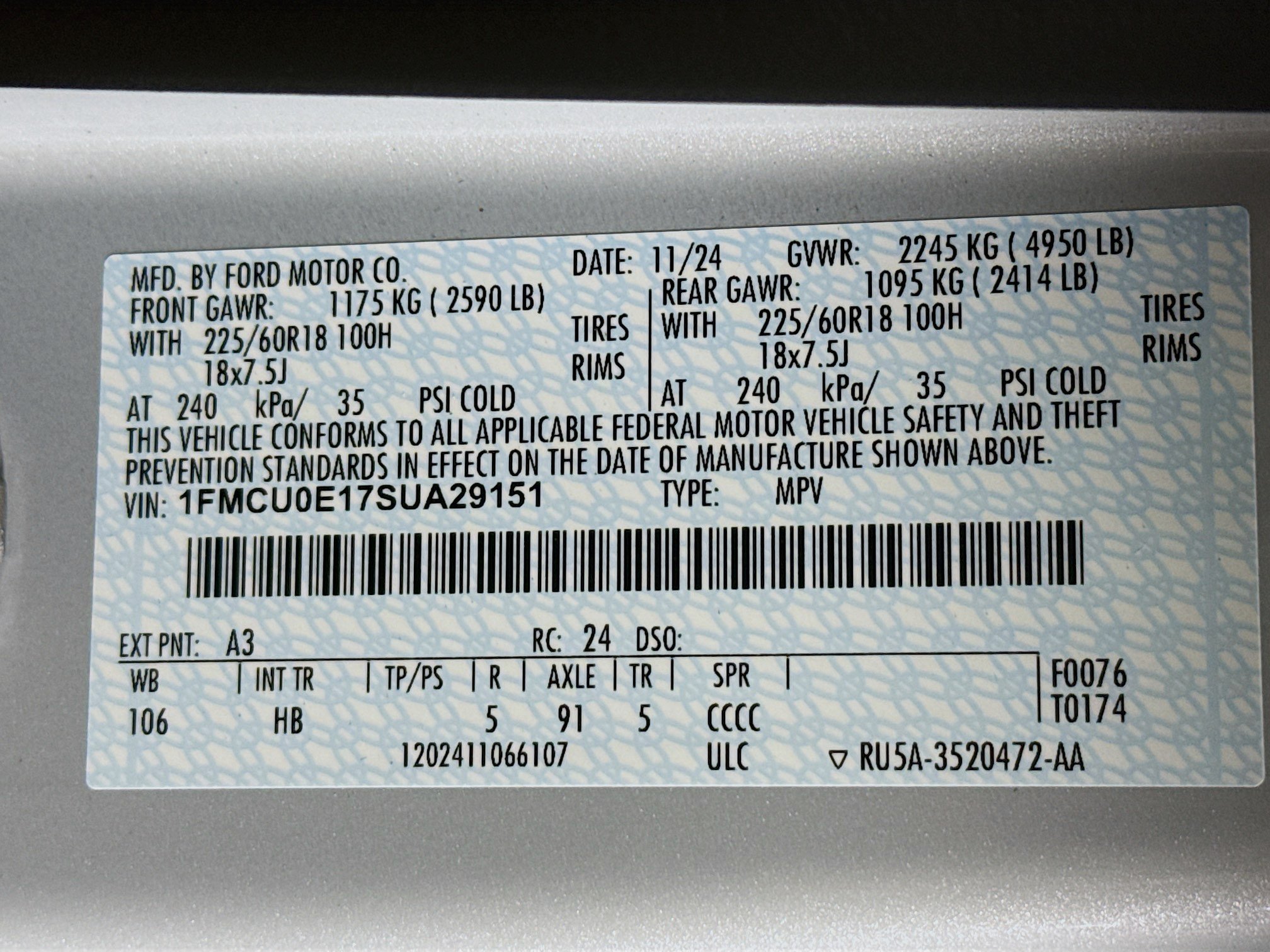 Used 2025 Ford Escape SE w/ Class II Trailer Tow Package FWD image 38