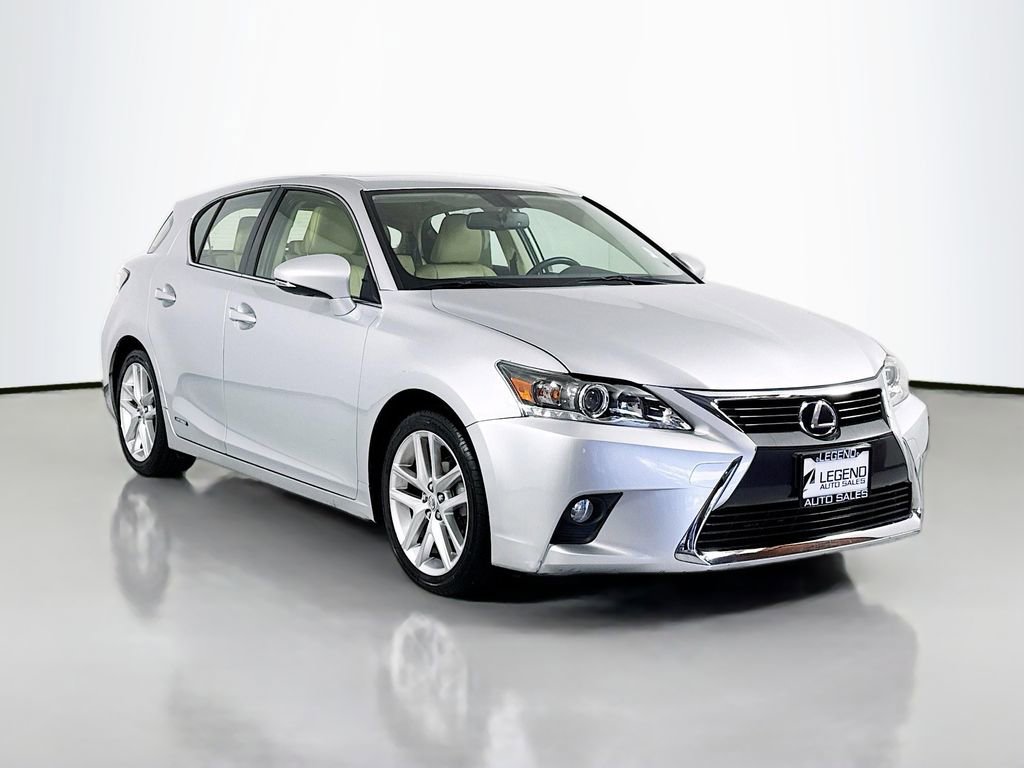 Used 2016 Lexus CT 200h w/ Seat Comfort Package FWD image 3