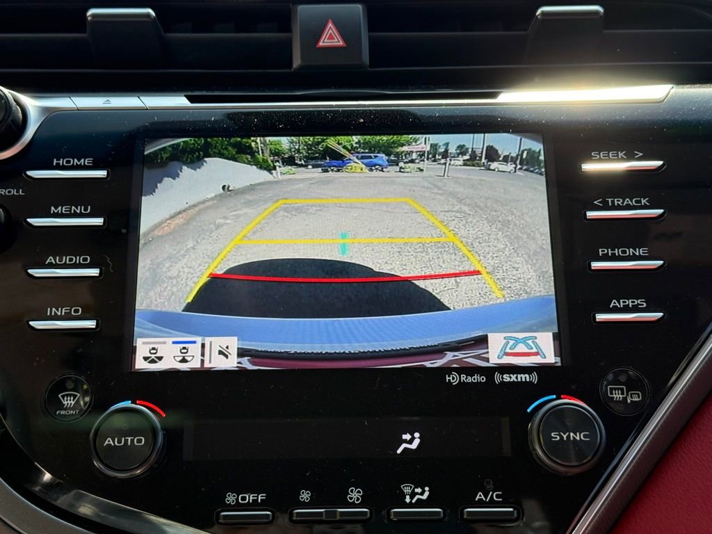 Used 2018 Toyota Camry XSE FWD image 26