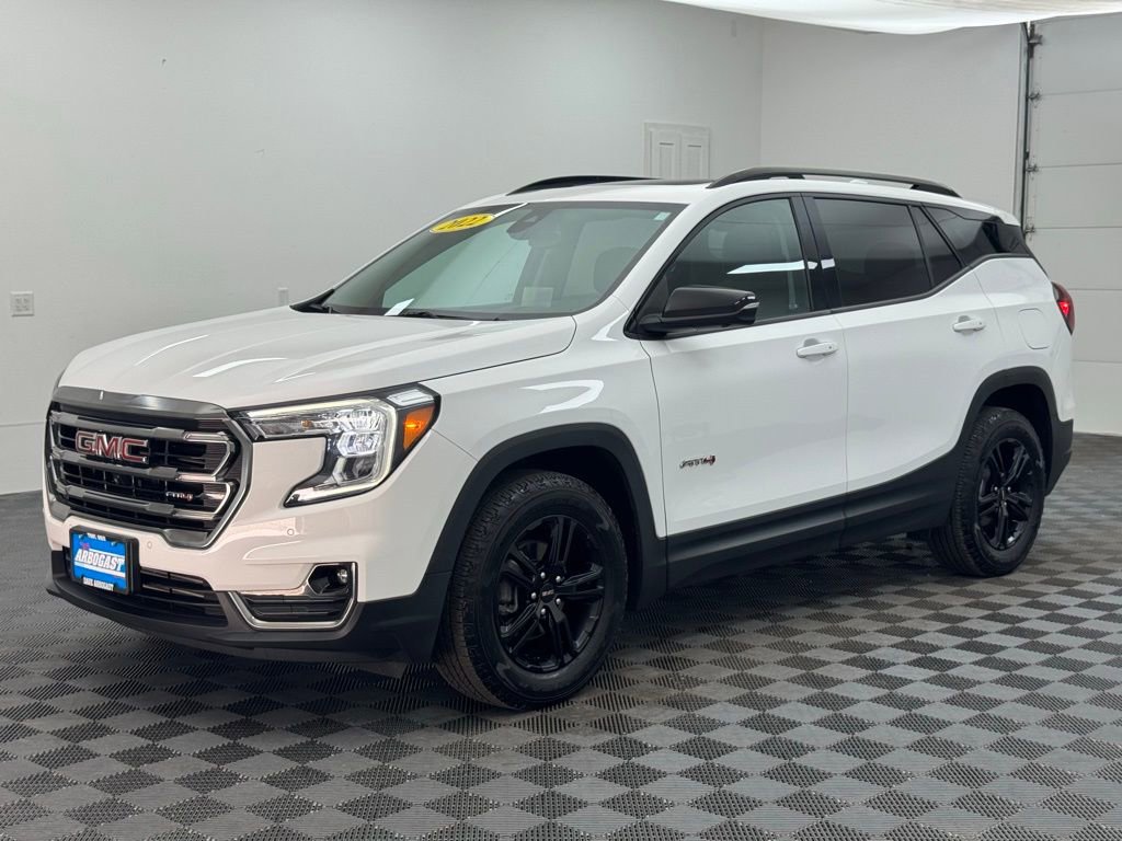 Used 2022 GMC Terrain AT4 w/ Infotainment Package II video 2