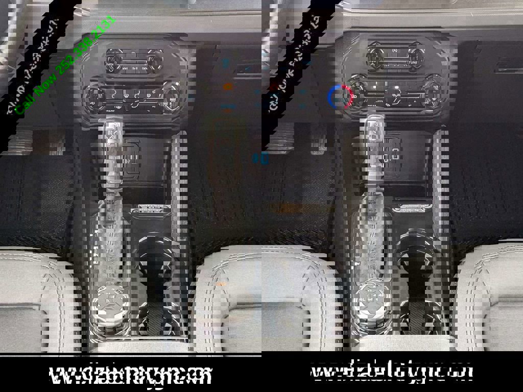 Used 2024 Ford Bronco Big Bend image 20