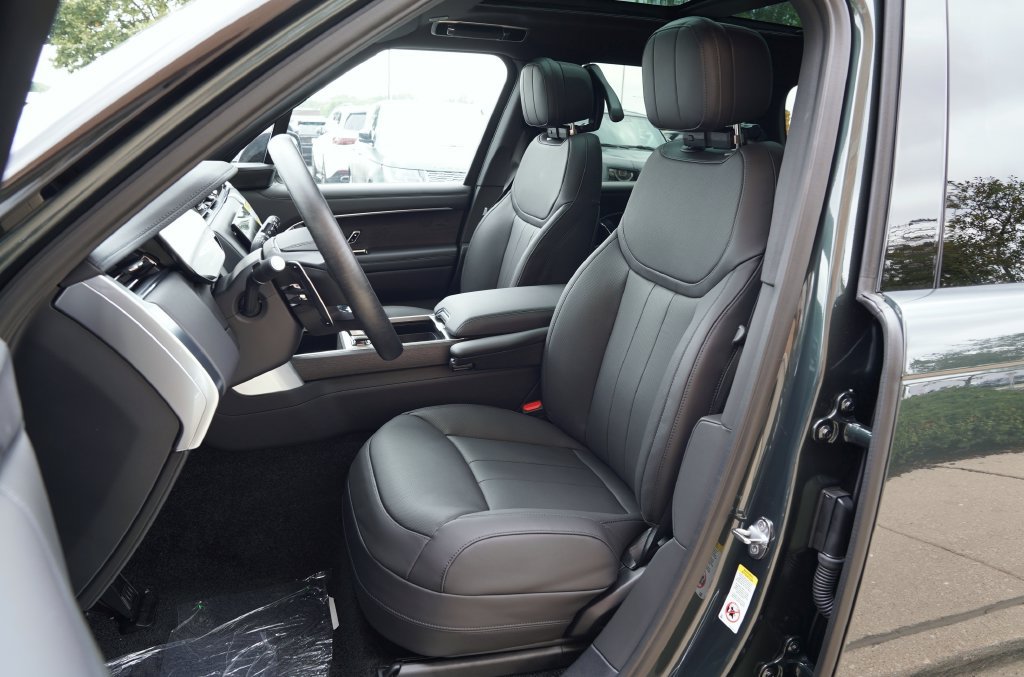 New 2026 Land Rover Range Rover SE AWD/4WD image 12