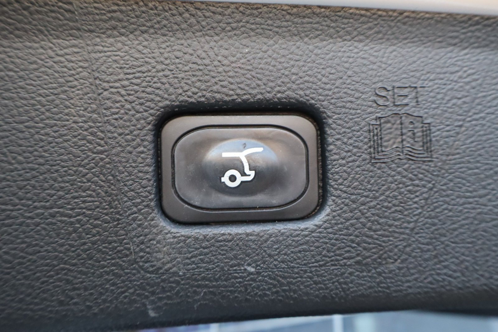 Used 2022 Ford Edge ST-Line AWD/4WD image 39