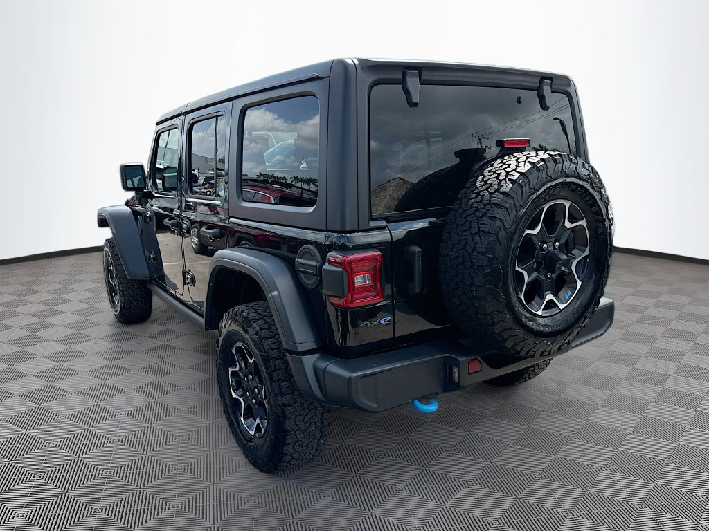 Used 2022 Jeep Wrangler Unlimited Rubicon 4xe w/ Cold Weather Group AWD/4WD image 8