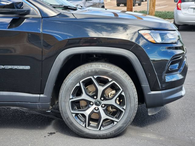 Used 2025 Jeep Compass Limited AWD/4WD image 10