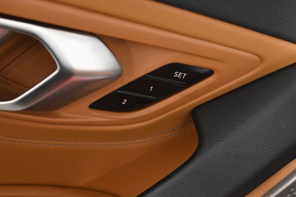 Used 2025 BMW Z4 M40i w/ Premium Package image 36