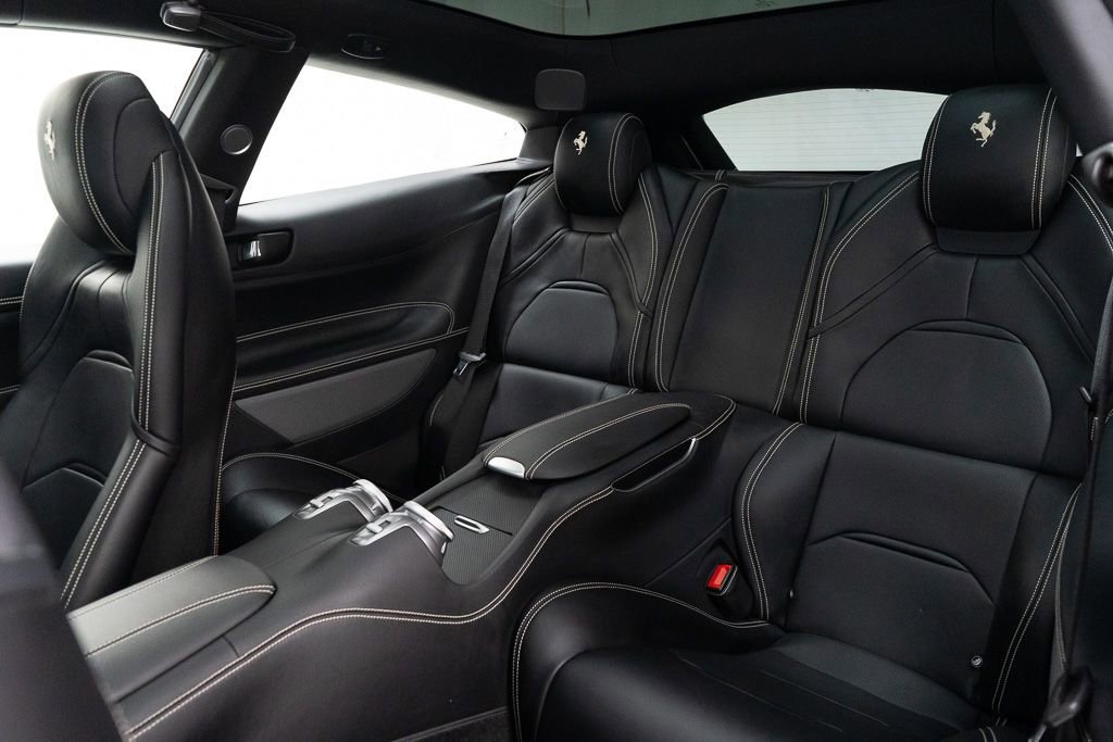 Used 2017 Ferrari GTC4Lusso image 20