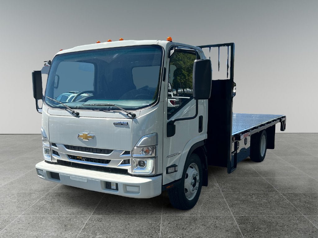 New 2024 Chevrolet Low Cab Forward RWD image 3