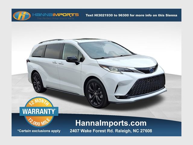 Used 2023 Toyota Sienna XSE image 1