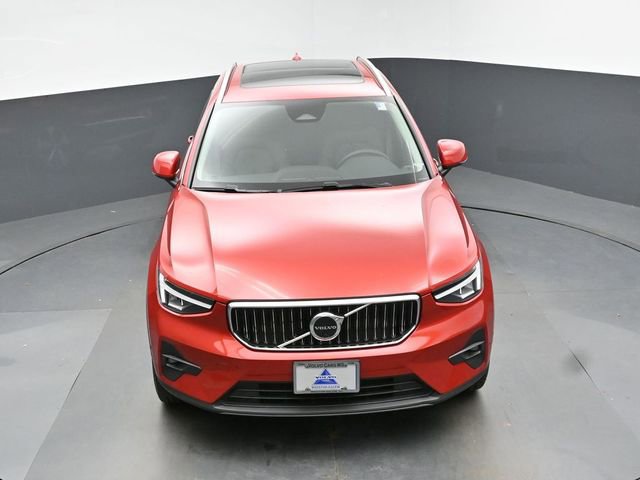 Used 2023 Volvo XC40 B4 Plus w/ Driver Assist Package FWD image 43