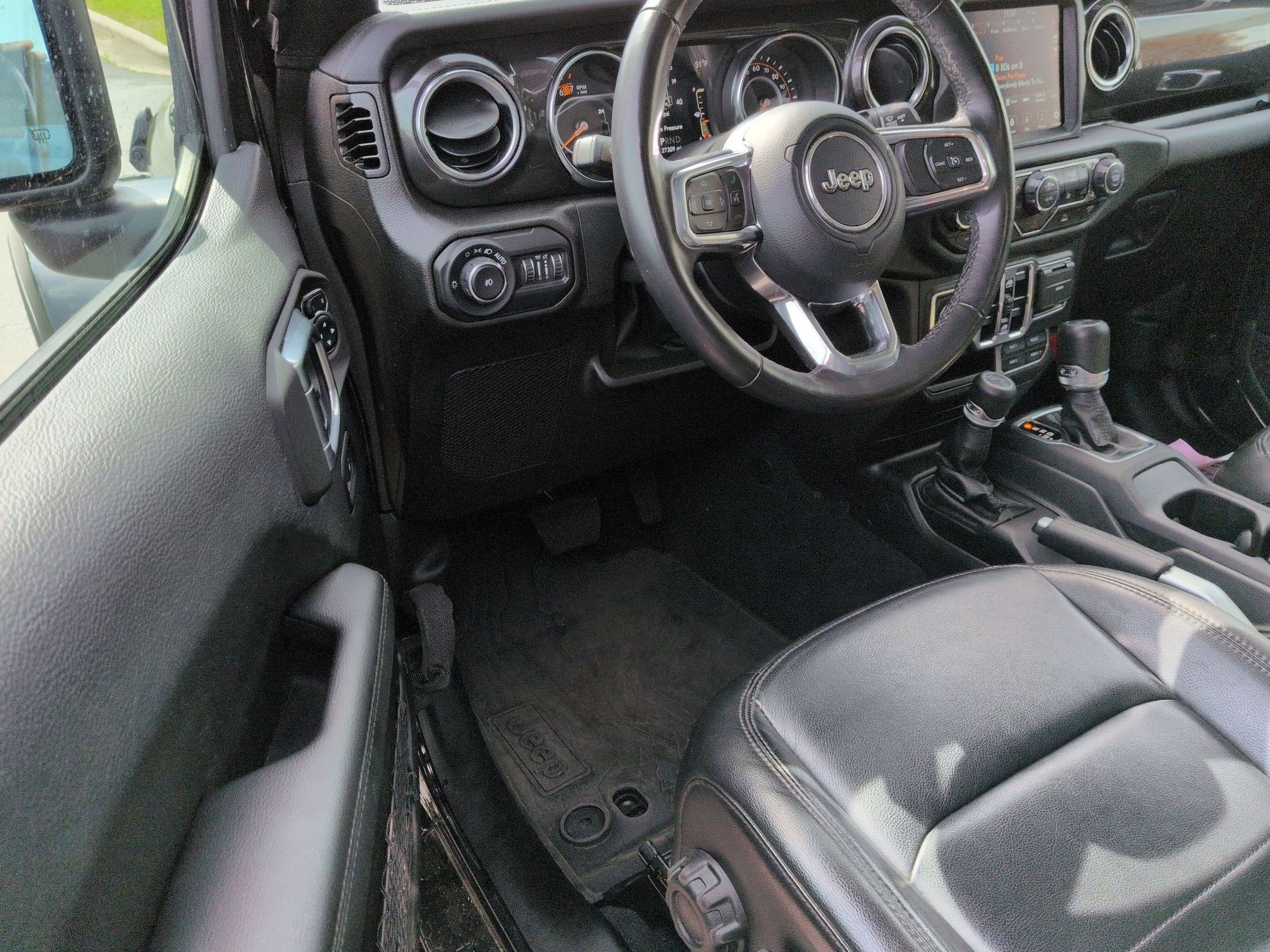 Used 2022 Jeep Wrangler Unlimited Sahara image 11
