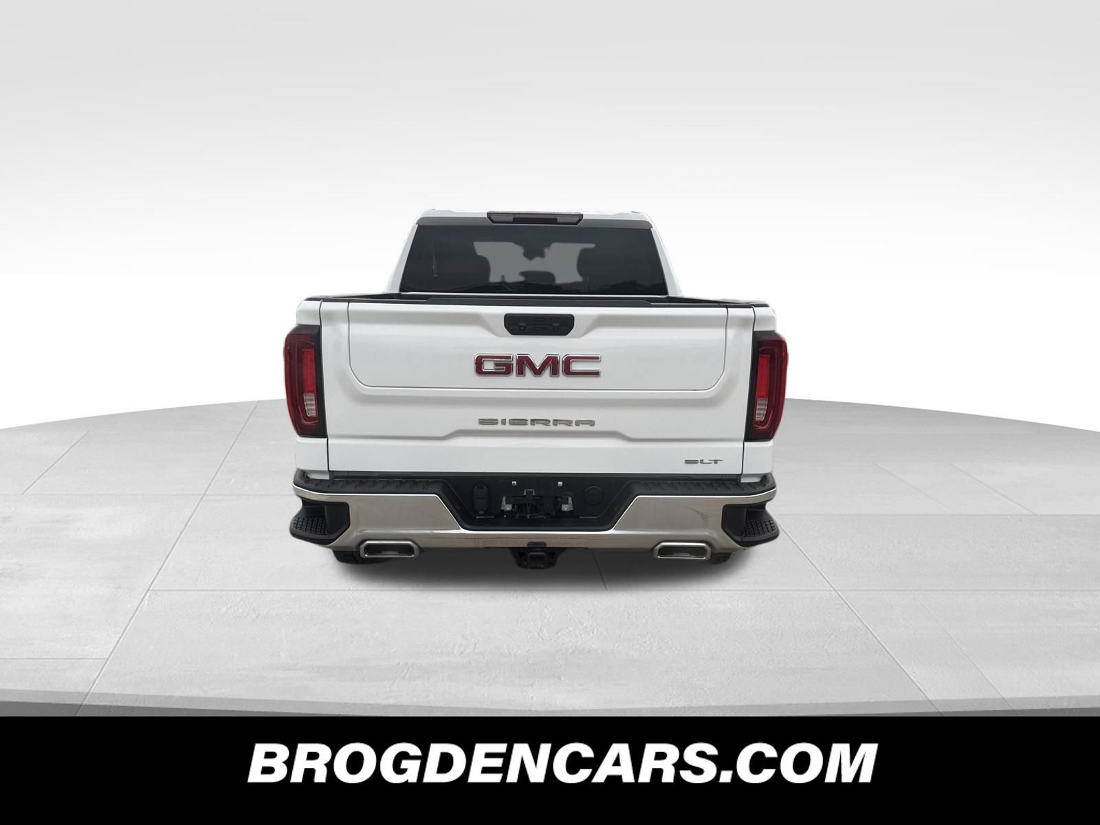 Used 2022 GMC Sierra 1500 SLT w/ X31 Off-Road Package image 7