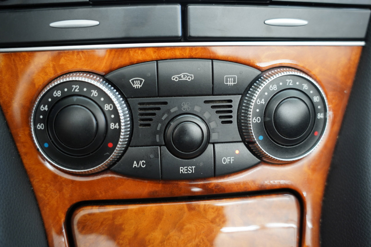 Used 2007 Mercedes-Benz SL 550 image 21