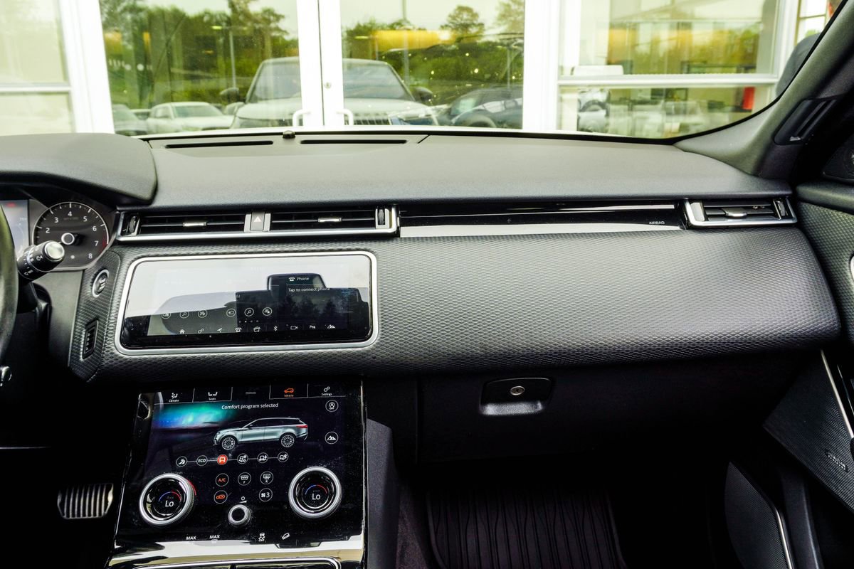 Used 2020 Land Rover Range Rover Velar R-Dynamic S image 17