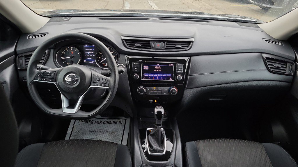Used 2018 Nissan Rogue S image 29