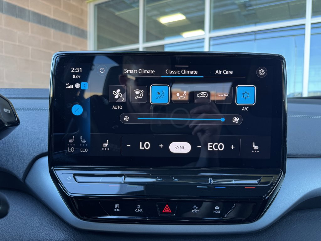 Used 2023 Volkswagen ID.4 Pro image 22