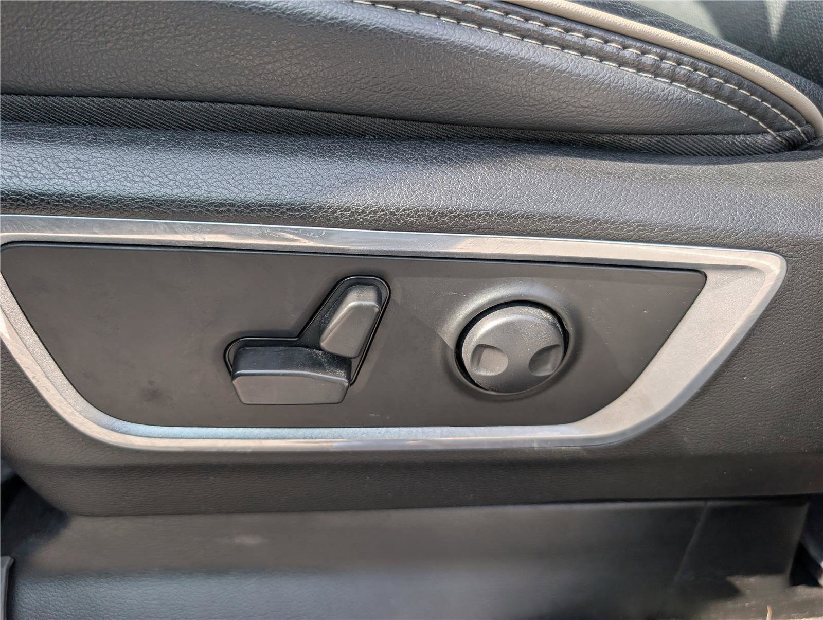 Used 2022 RAM 1500 Laramie AWD/4WD image 20