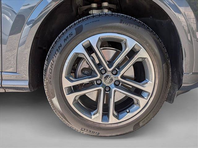 Certified 2025 Audi Q5 Premium w/ Convenience Package AWD/4WD image 19