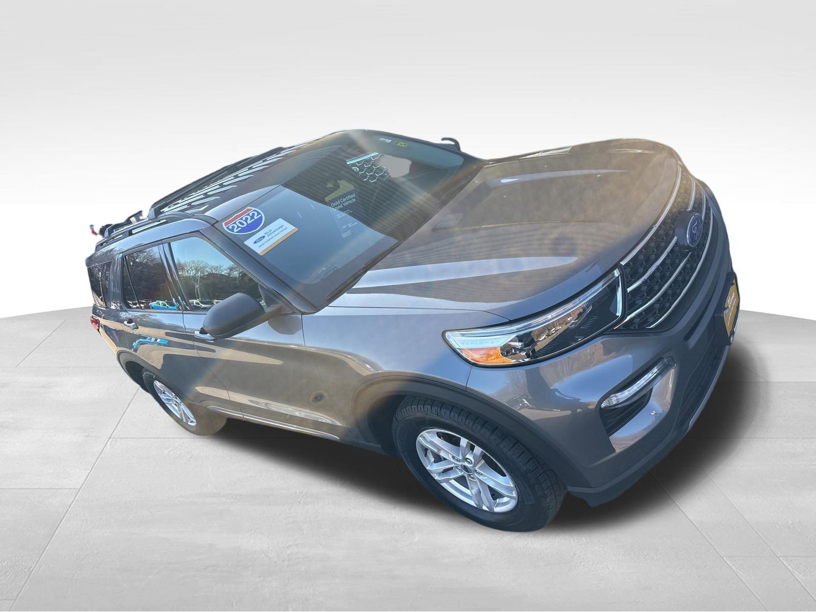 Certified 2022 Ford Explorer XLT w/ Equipment Group 202A image 9