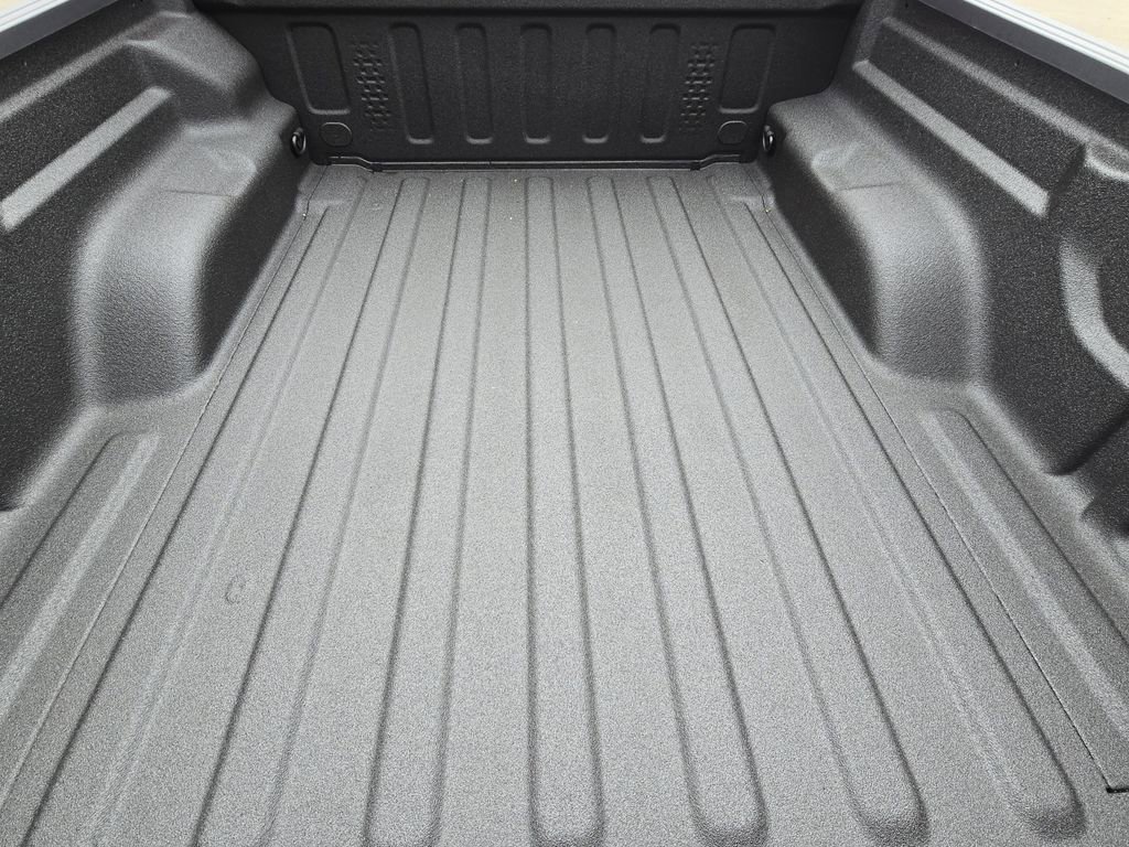 New 2025 Jeep Gladiator Sport image 13