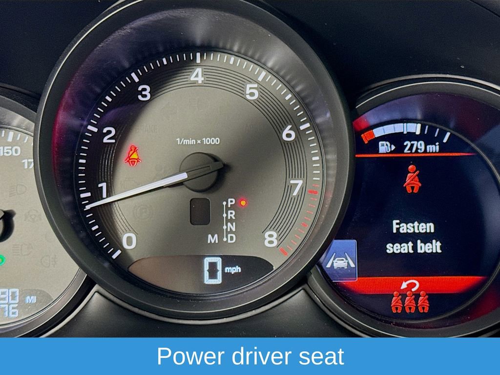 Used 2024 Porsche Macan image 15