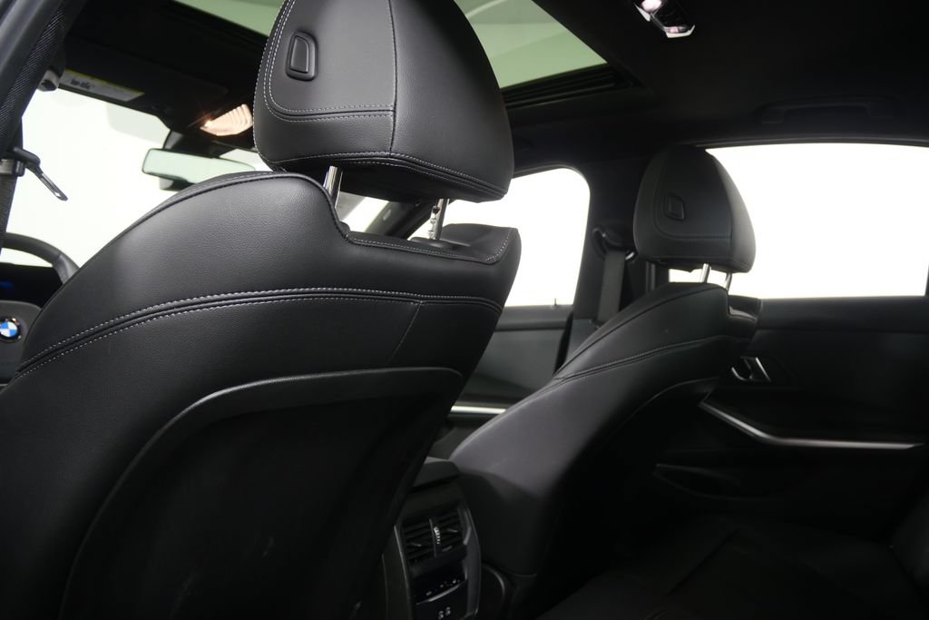 Certified 2026 BMW 330i Sedan RWD image 14