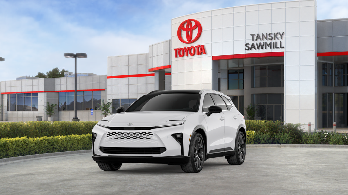 New 2026 Toyota Crown Signia AWD/4WD image 1