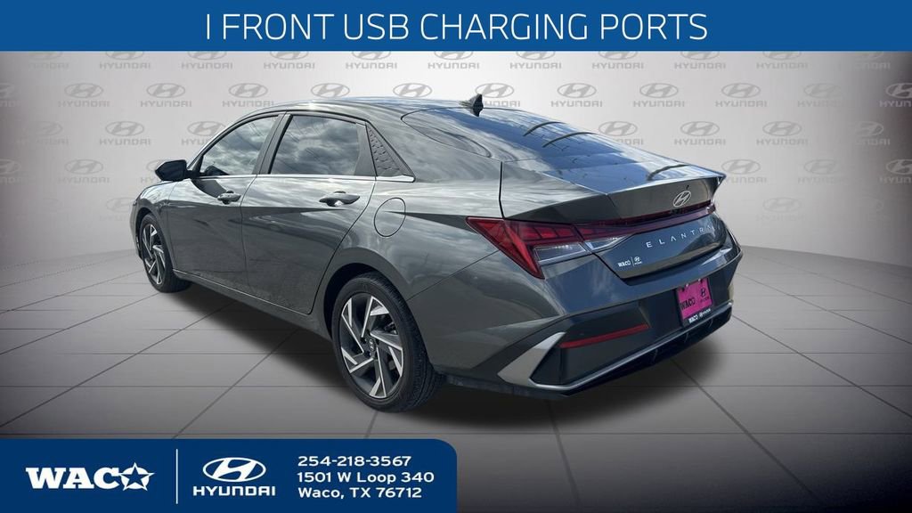 Used 2024 Hyundai Elantra SEL w/ Convenience Package image 10
