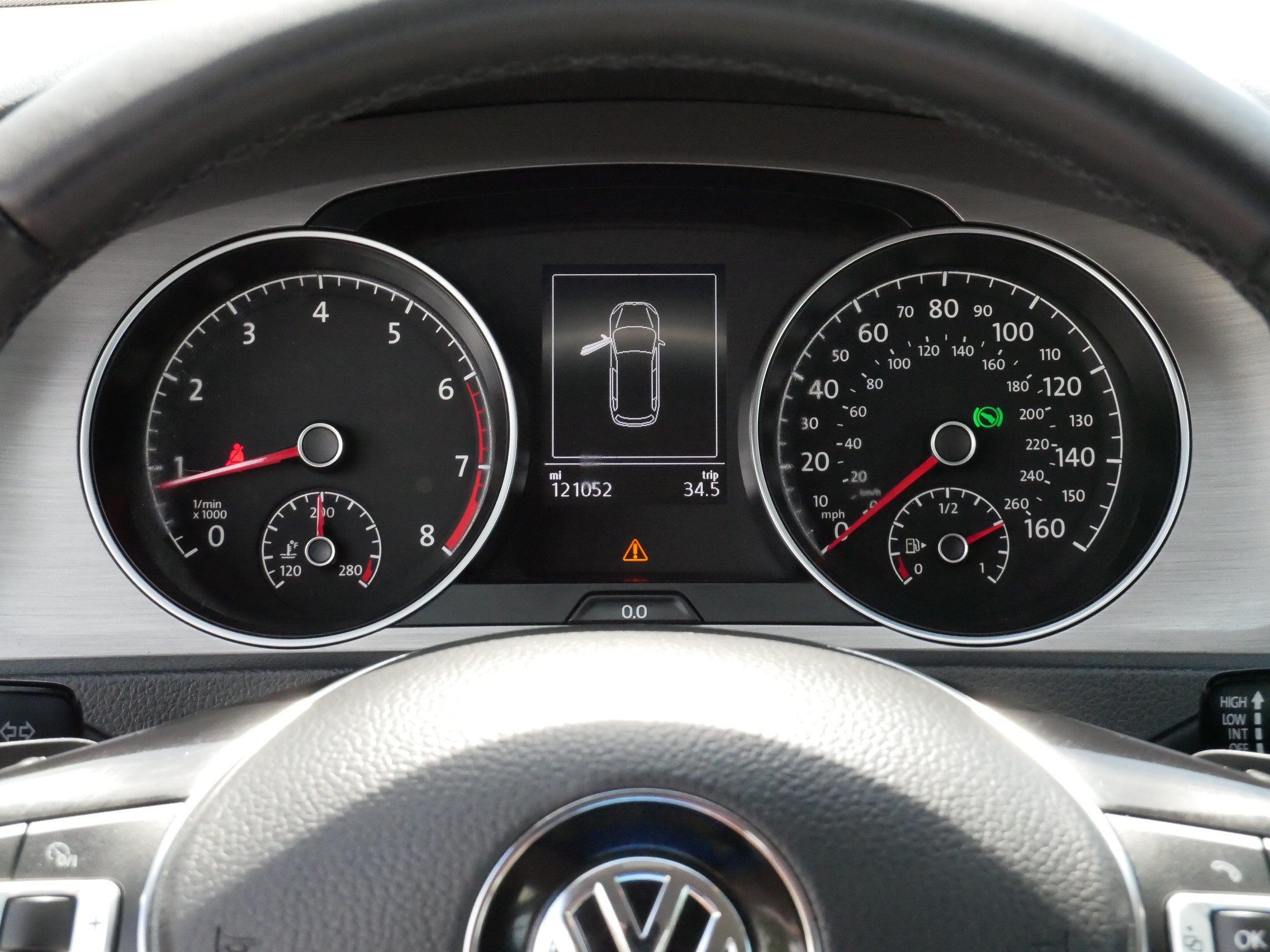 Used 2017 Volkswagen Golf S AWD/4WD image 21