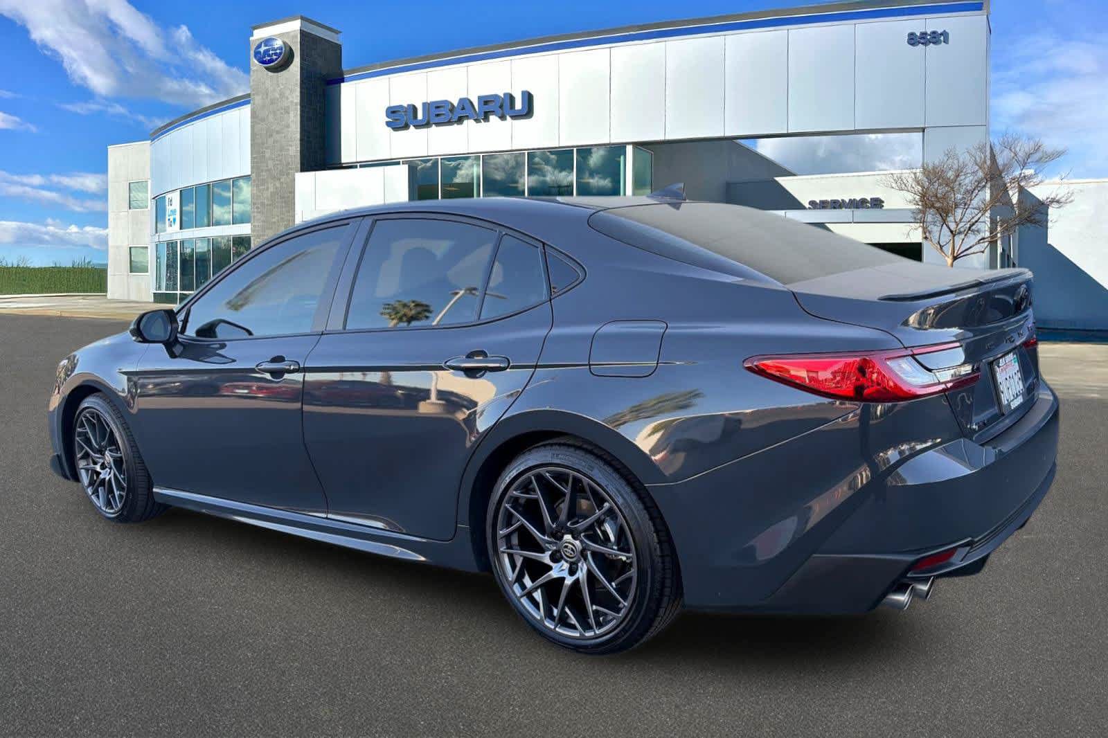 Used 2025 Toyota Camry SE FWD image 8