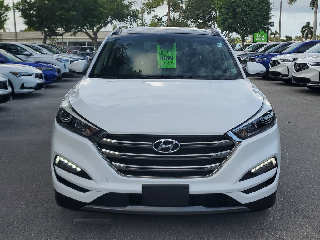 Used 2016 Hyundai Tucson Limited w/ Option Group 03 FWD image 9