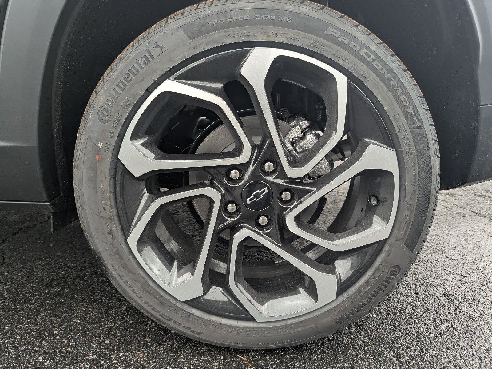New 2026 Chevrolet Trax RS w/ Sunroof Package image 16