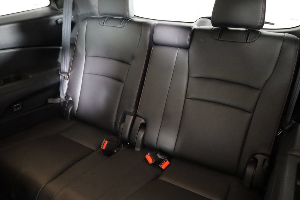 Used 2022 Honda Pilot Black Edition image 16