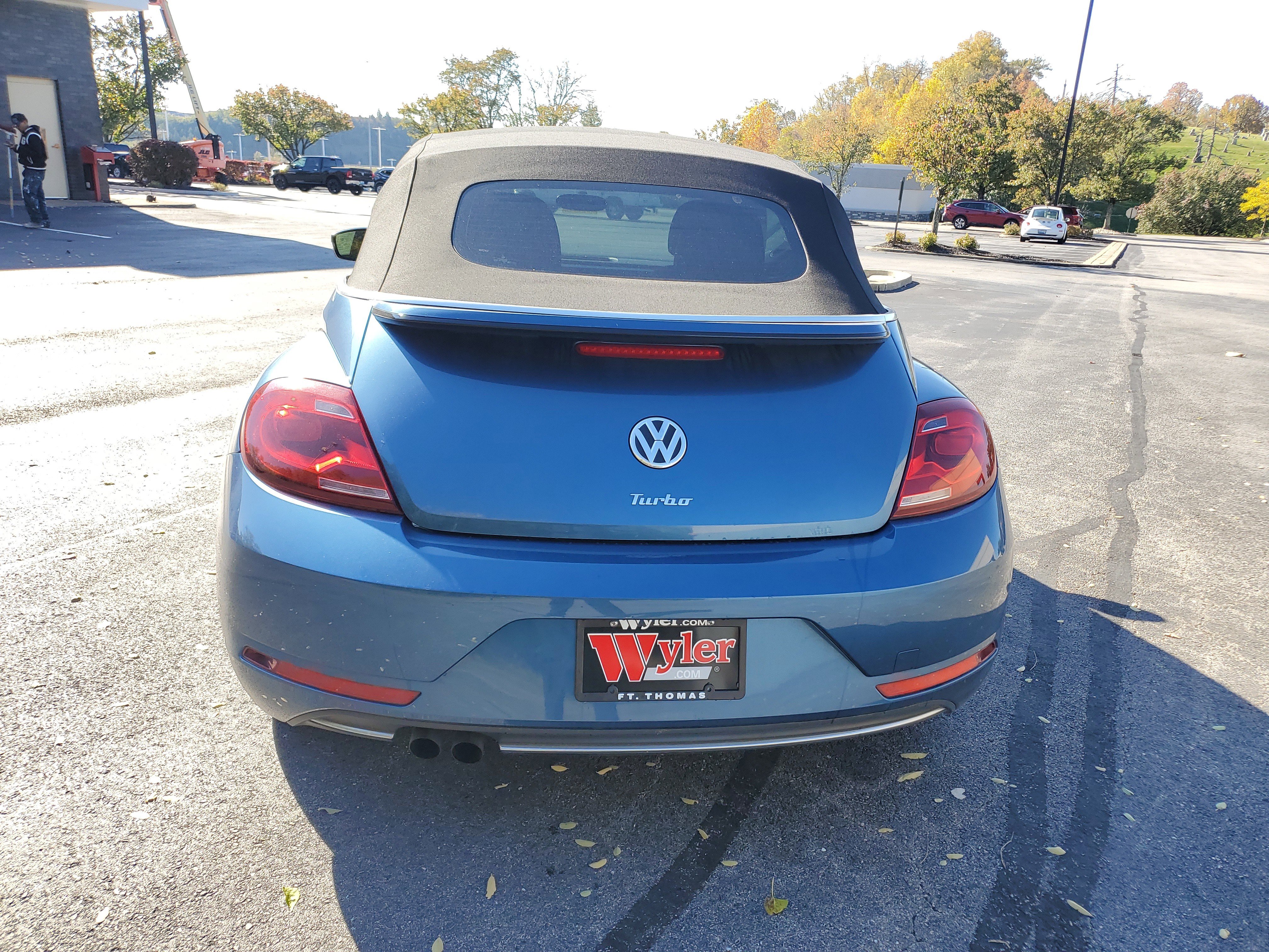 Used 2019 Volkswagen Beetle 2.0T S image 5