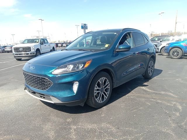 Used 2020 Ford Escape SEL image 3