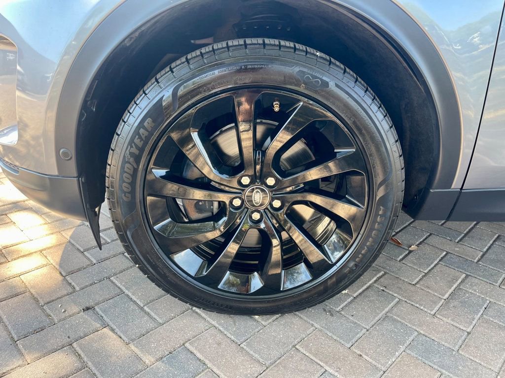 Used 2021 Land Rover Discovery Sport SE AWD/4WD image 10