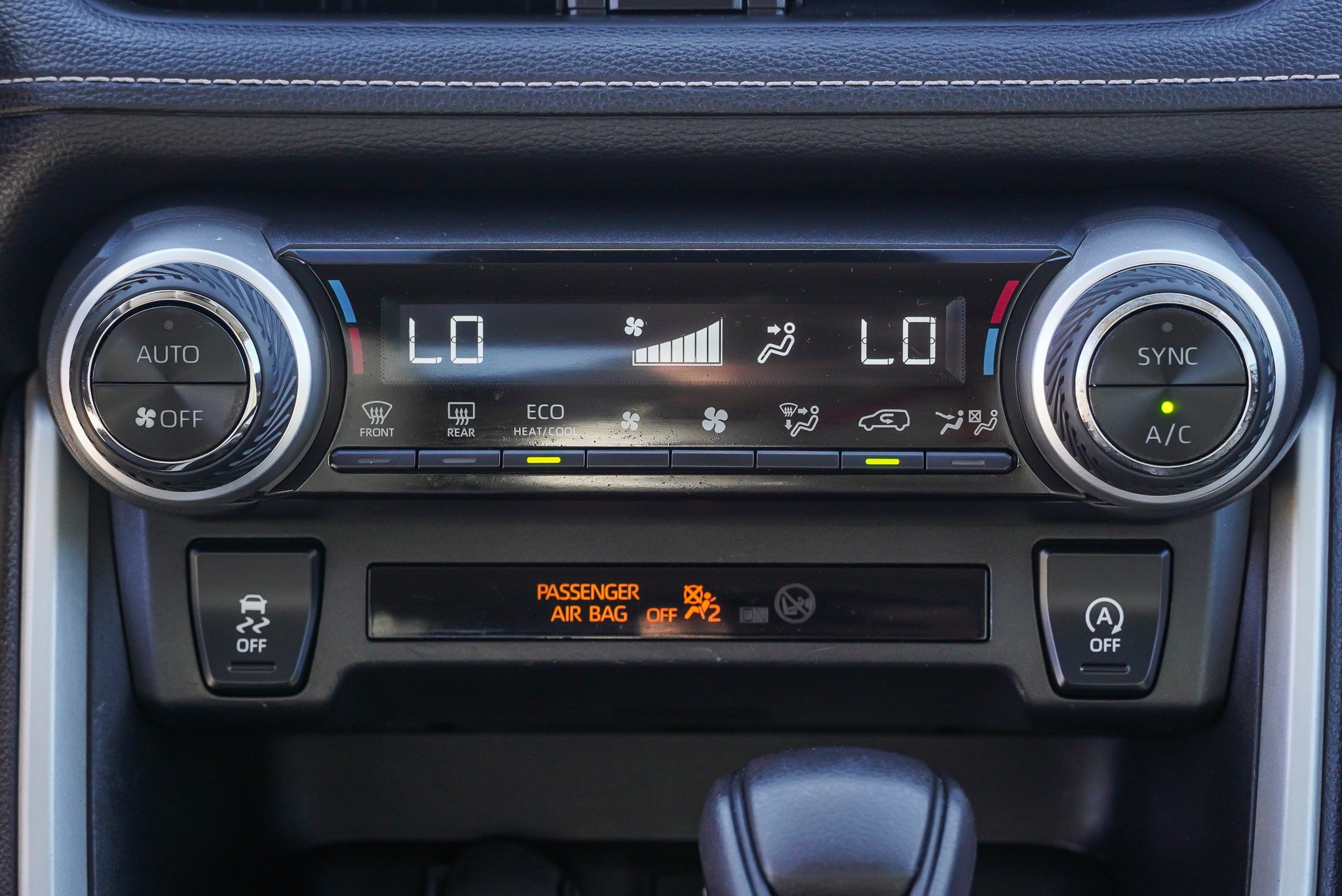 Certified 2021 Toyota RAV4 XLE w/ Convenience Package FWD image 37