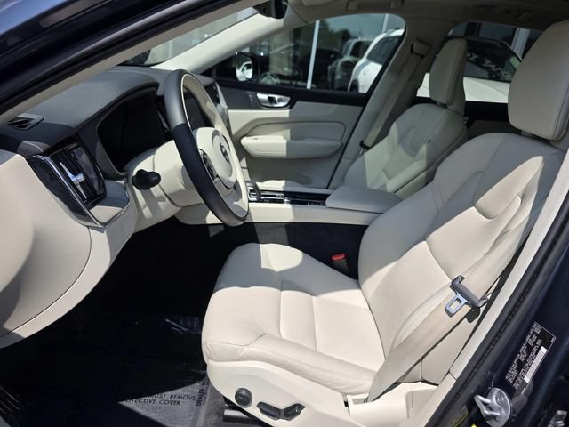 Used 2024 Volvo XC60 B5 Plus w/ Protection Package Premier AWD/4WD image 13