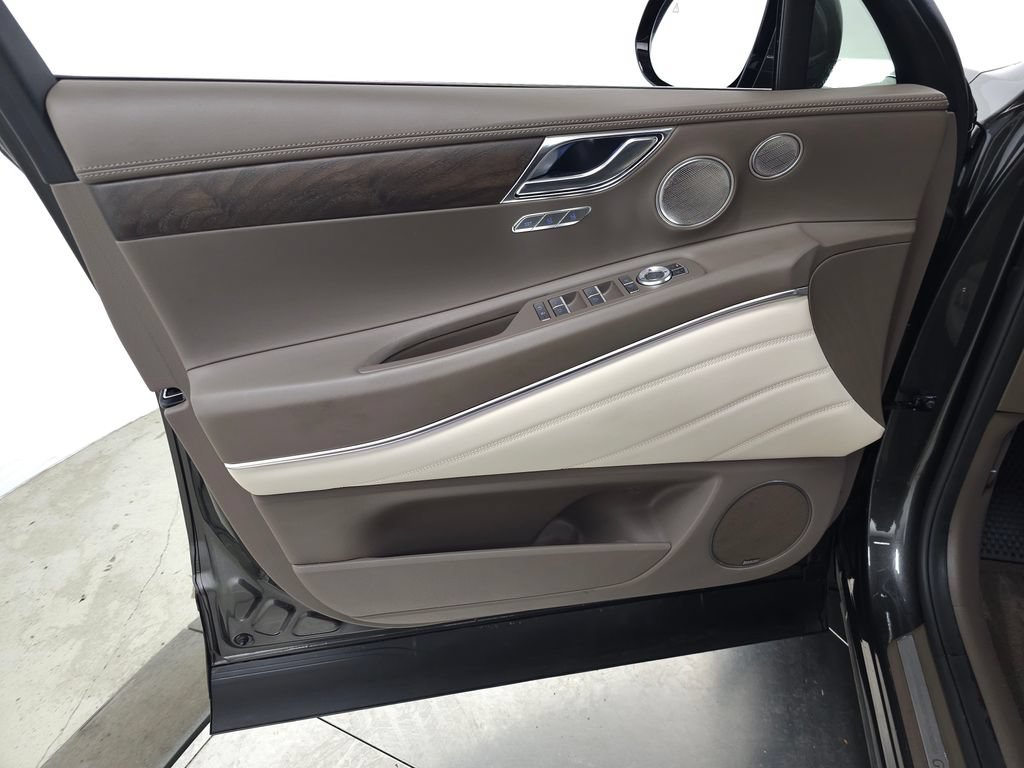 Used 2024 Genesis GV80 2.5T w/ Prestige Package AWD/4WD image 14