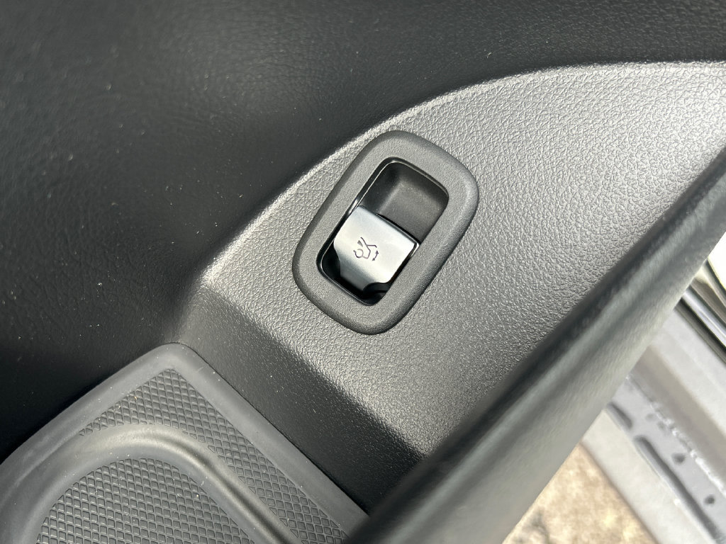 New 2026 Mercedes-Benz GLC 300 4MATIC image 13