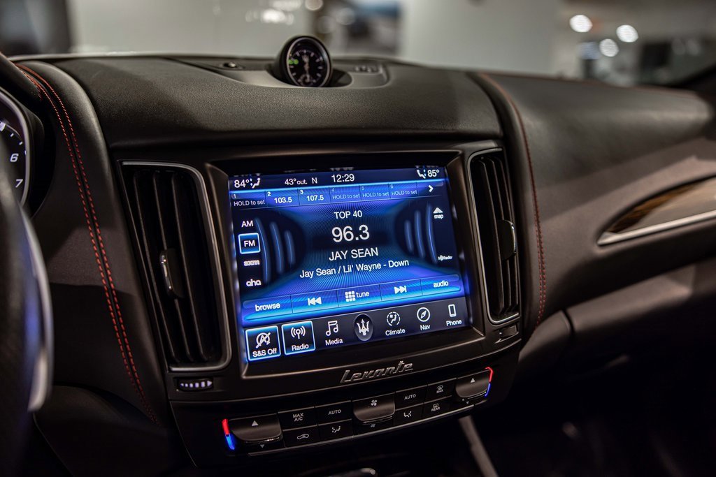 Used 2019 Maserati Levante S GranSport image 29